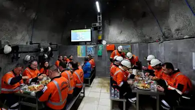 Işıkhan, Madencilerle Sahurda Buluştu