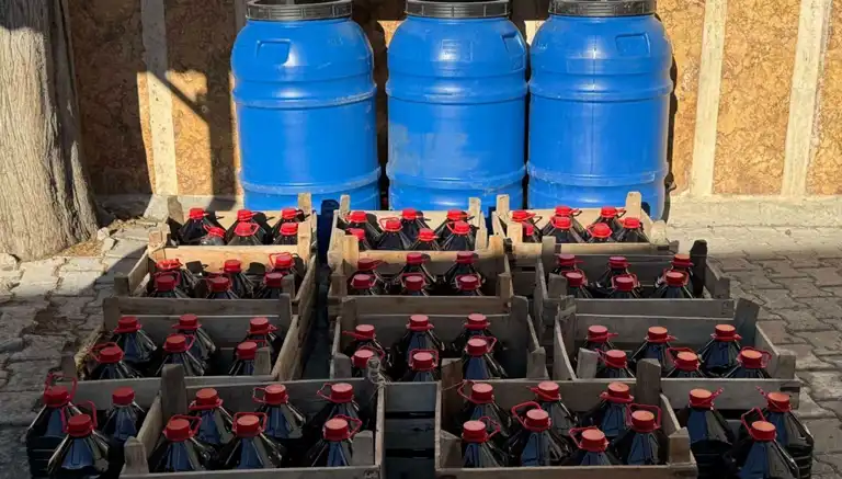 Büyük Sahte Alkol Baskını: Binlerce Şişe Ele Geçti